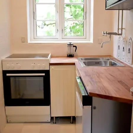 Cozy Place In A Charming House In The Countryside Apartment *
